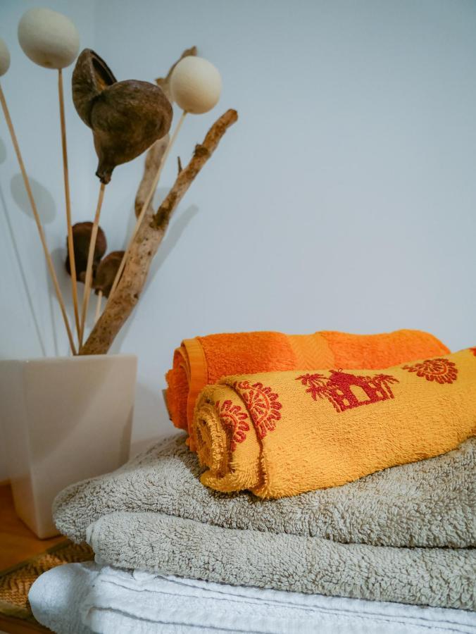 Le Bois De Laval Bed & Breakfast Marey-les-Fussey Bagian luar foto